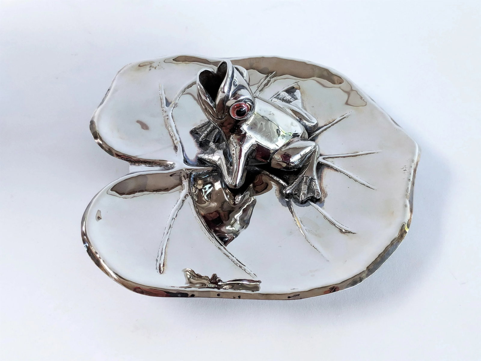1980s Vintage Silver Plated Frog and Lily Pad Ice Bucket - 7