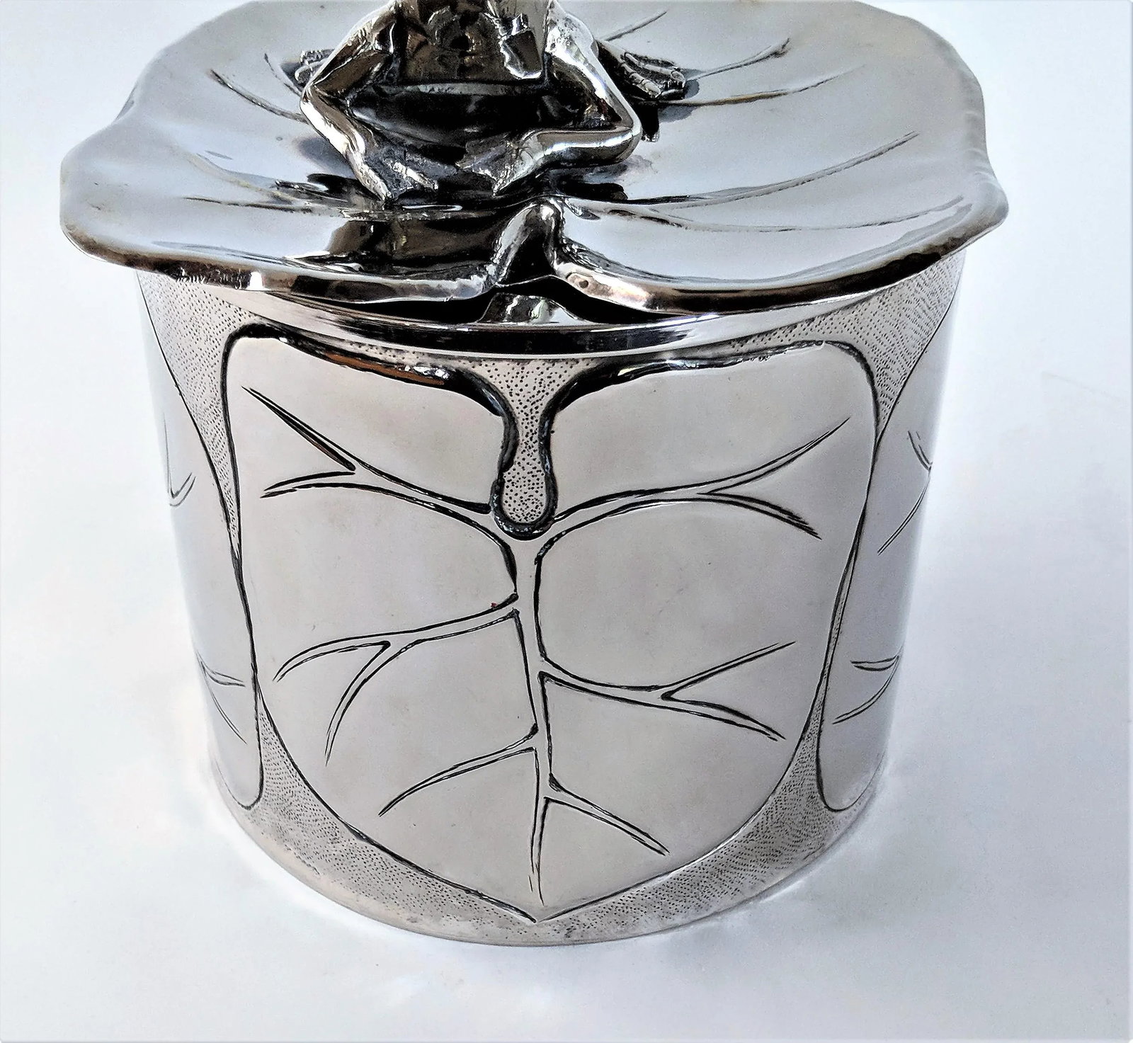1980s Vintage Silver Plated Frog and Lily Pad Ice Bucket - 9