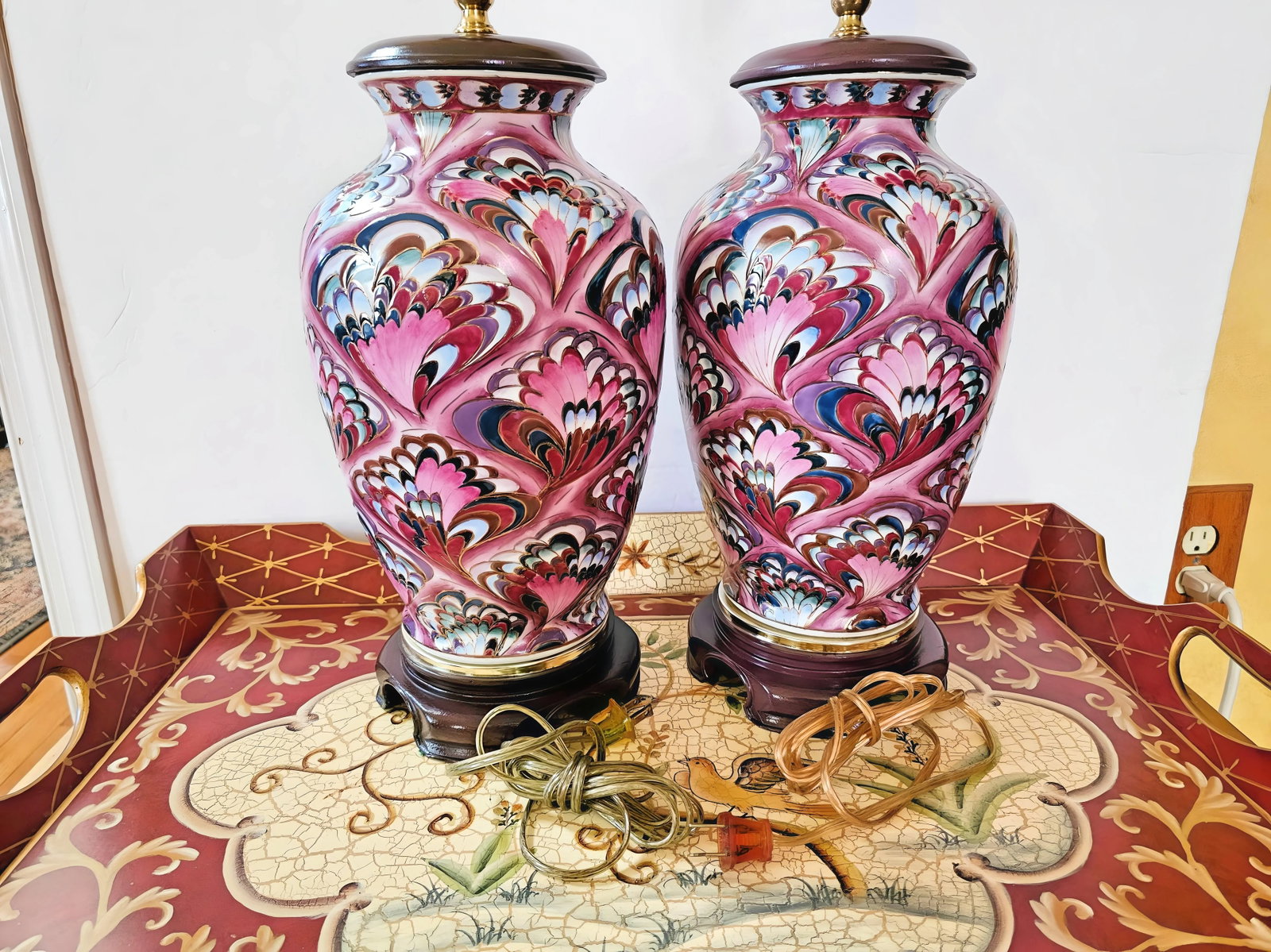 1990s Chinoiserie Pink Porcelain Peacock Ginger Jar Table Lamps With Shades - a Pair - 4