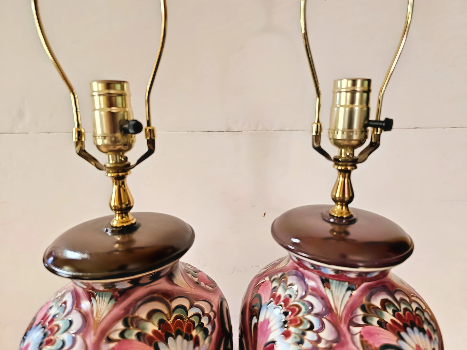 1990s Chinoiserie Pink Porcelain Peacock Ginger Jar Table Lamps With Shades - a Pair - 8