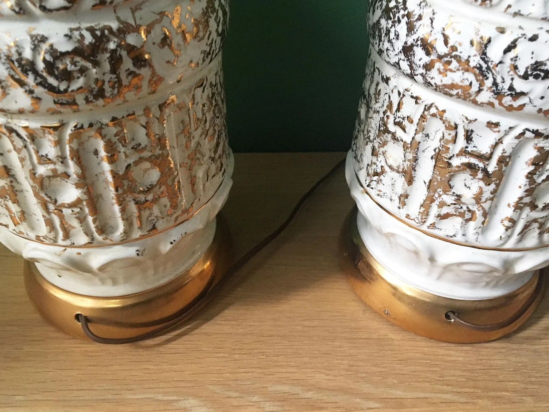 Vintage 1950s White and Gold Table Lamps - A Pair - 6