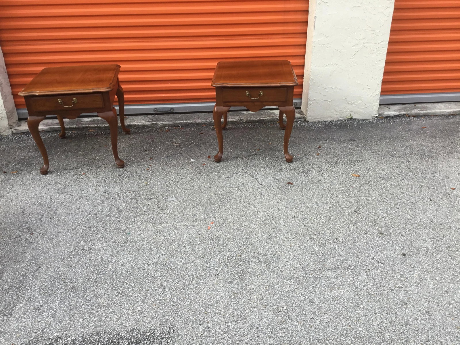 Vintage Thomasville Nightstands - a Pair - 12