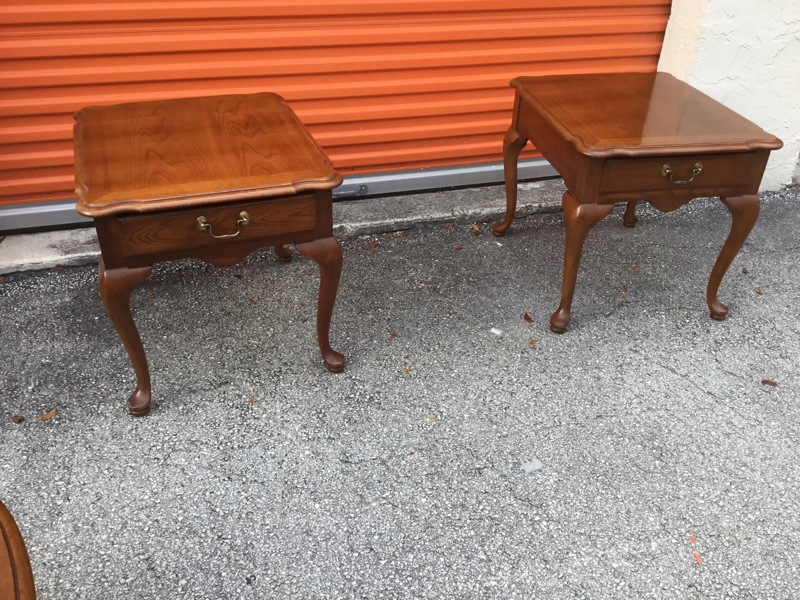 Vintage Thomasville Nightstands - a Pair - 13