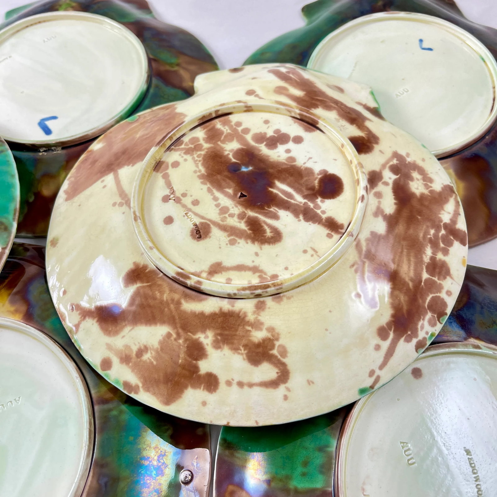 Wedgwood Majolica Tortoiseshell Seafood Plates, Set of 8 - 11