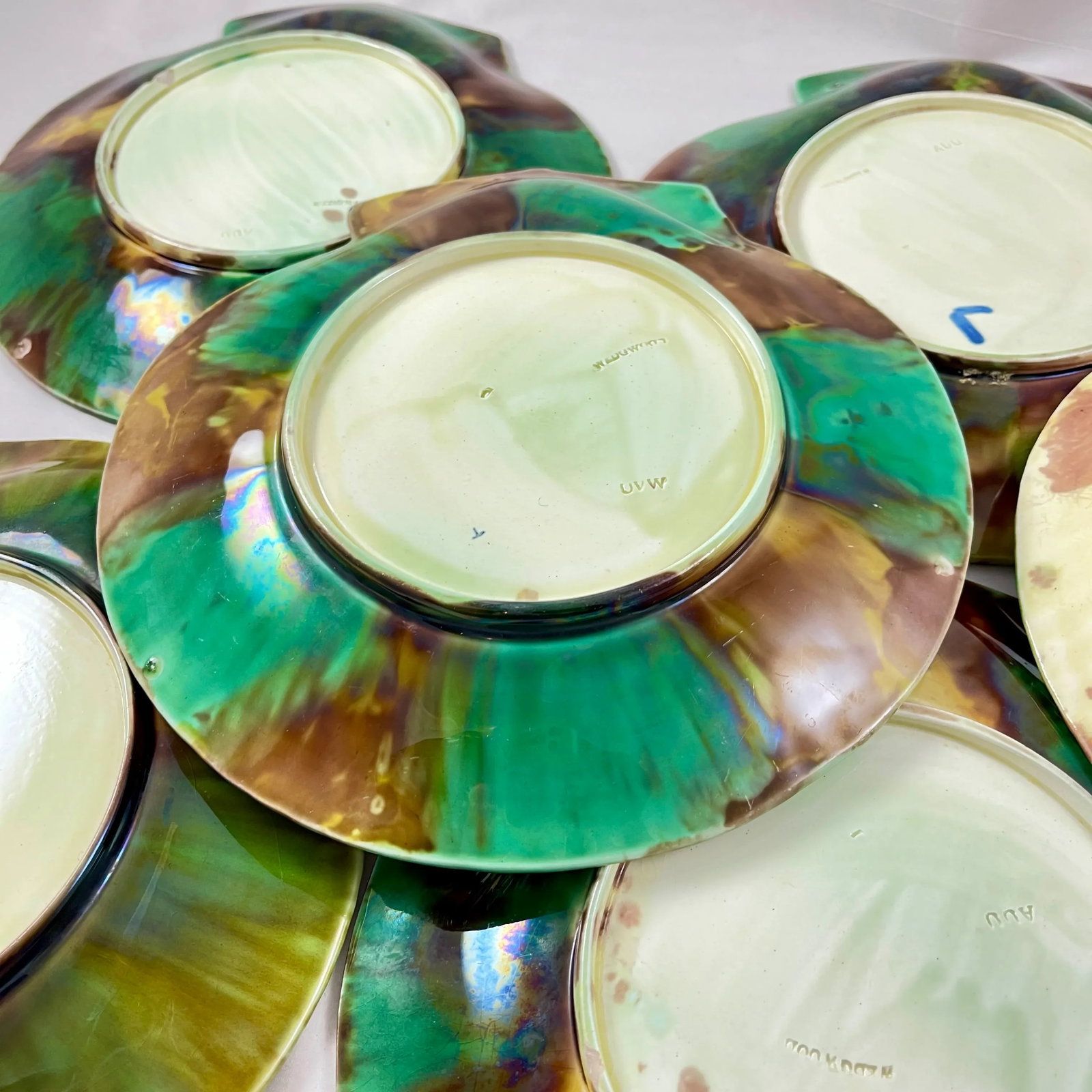 Wedgwood Majolica Tortoiseshell Seafood Plates, Set of 8 - 12