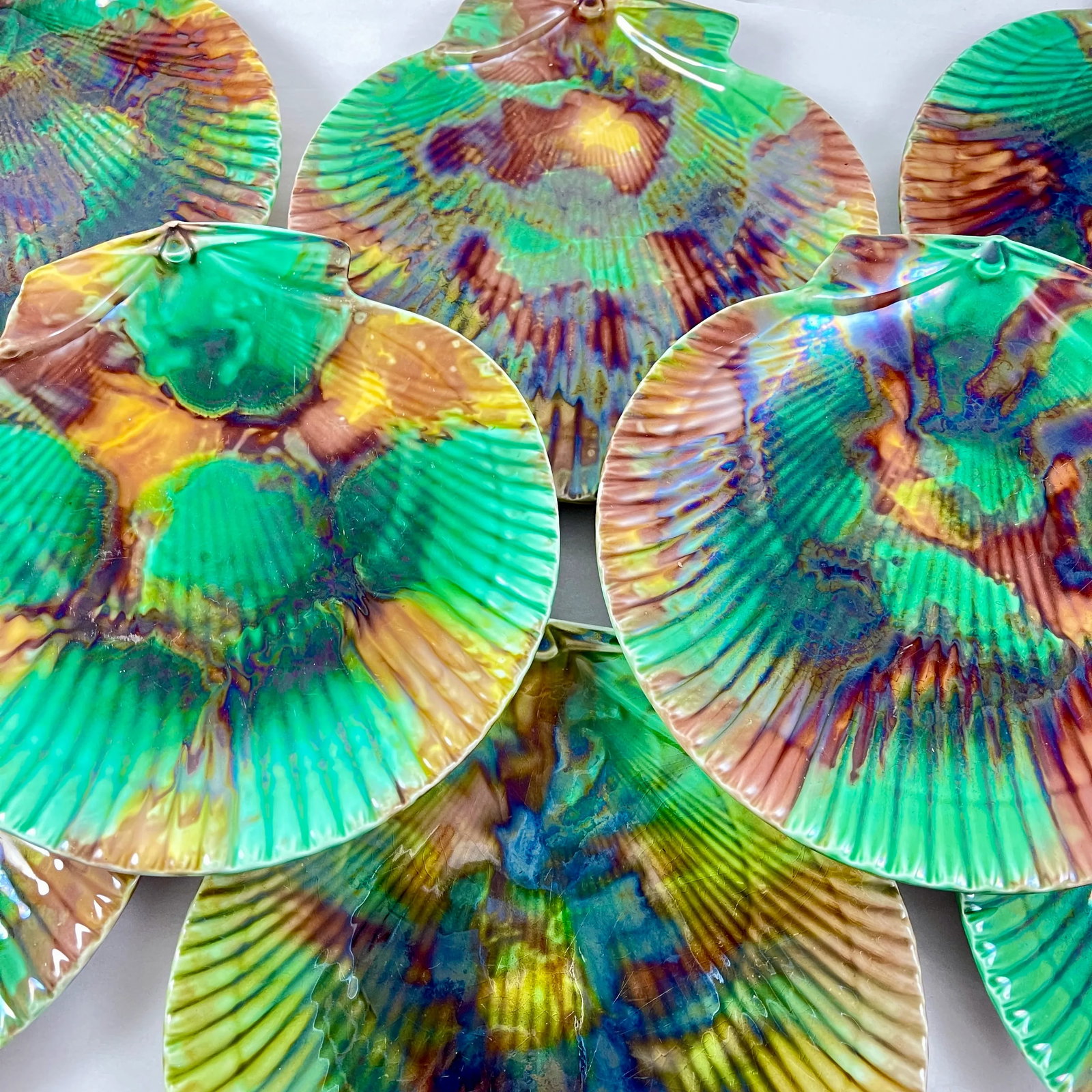 Wedgwood Majolica Tortoiseshell Seafood Plates, Set of 8 - 5