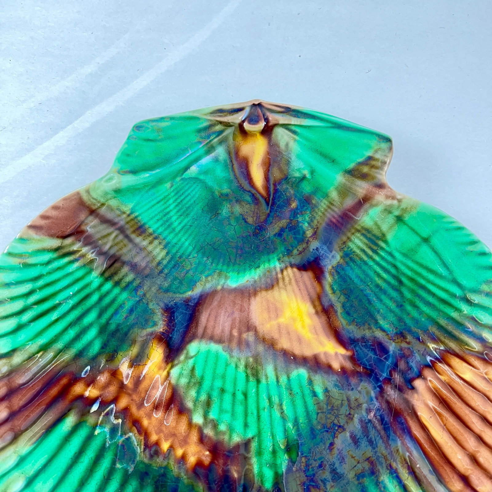 Wedgwood Majolica Tortoiseshell Seafood Plates, Set of 8 - 7