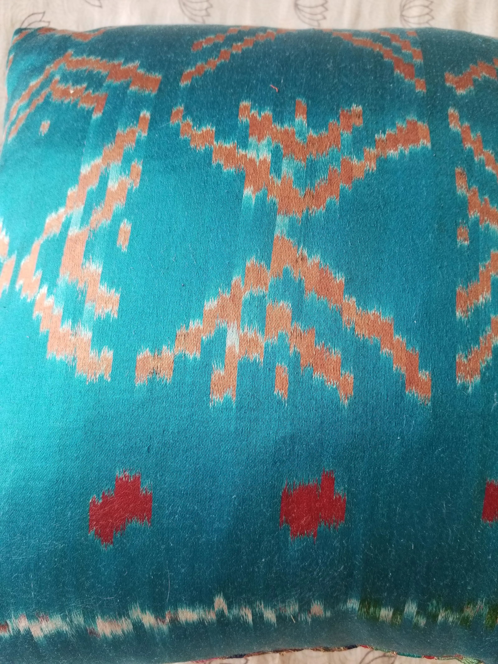 Anglo-Indian Silk Embroidered Tapestry Cushions With Ikat Backs - 12
