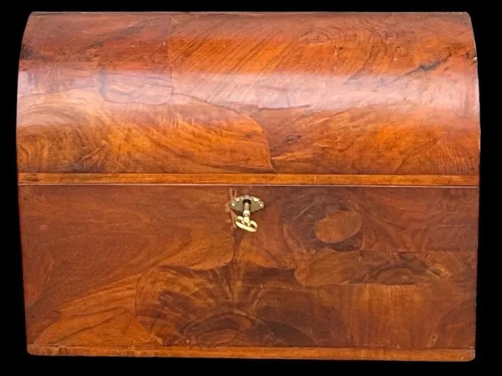 Mid-Century Large Scale Neo-Classical Style Domed Burlwood Italian Box - 3