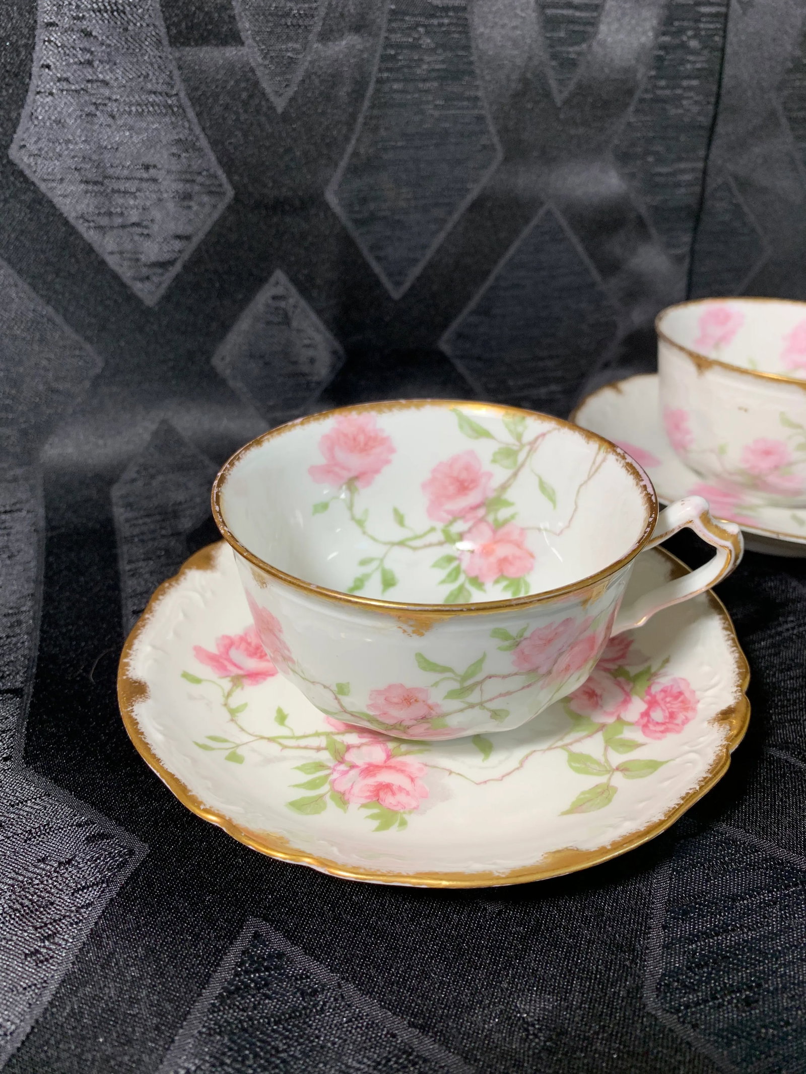 French Limoges Porcelain Baltimore Rose With 24k Gold Trim Tea Cups and Saucers - Service for 7 - 12