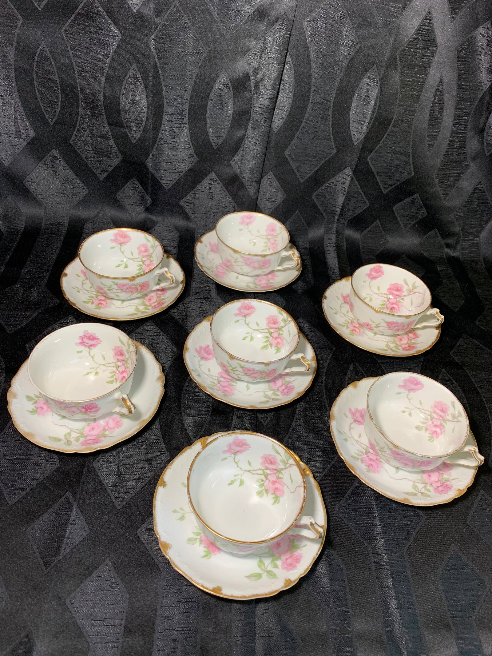 French Limoges Porcelain Baltimore Rose With 24k Gold Trim Tea Cups and Saucers - Service for 7 - 5