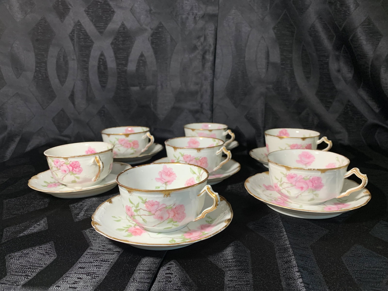 French Limoges Porcelain Baltimore Rose With 24k Gold Trim Tea Cups and Saucers - Service for 7 - 6