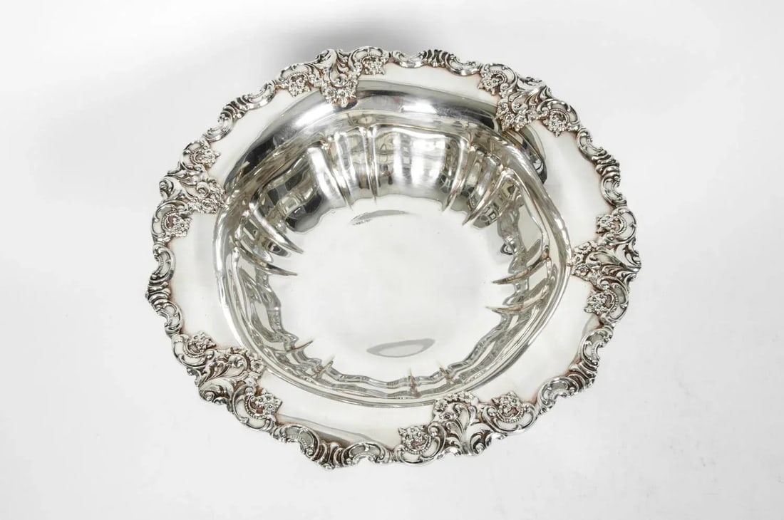 Vintage Silver Plate Fruit Bowl Piece - 8