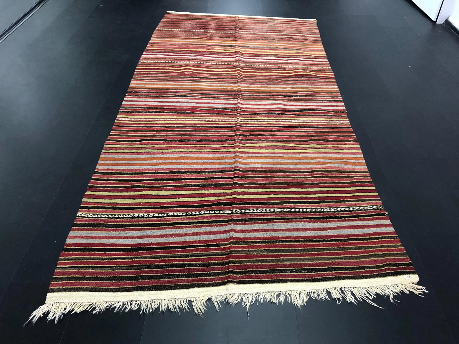 1960s Vintage Handwoven Turkish Kilim Rug - 5'3'' * 10'11'' - 11