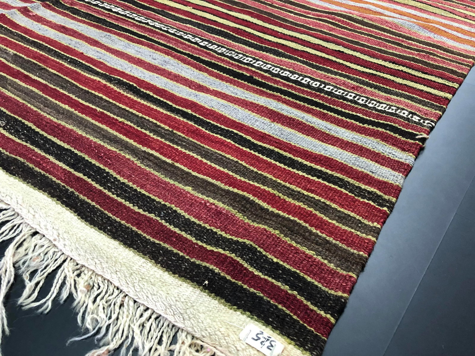 1960s Vintage Handwoven Turkish Kilim Rug - 5'3'' * 10'11'' - 3