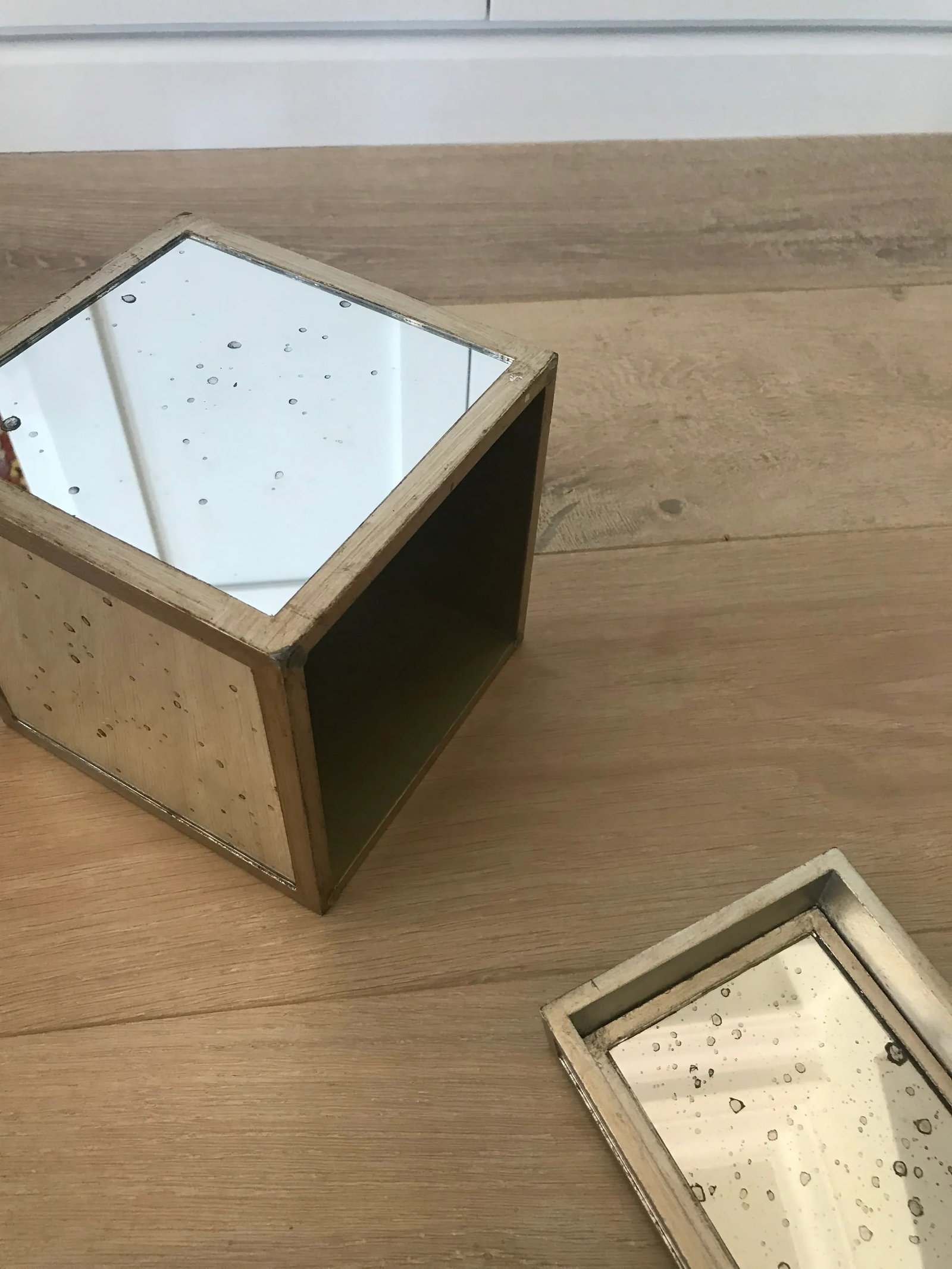 Pigeon & Poodle Atwater Tissue Box and Soap Dish - 8