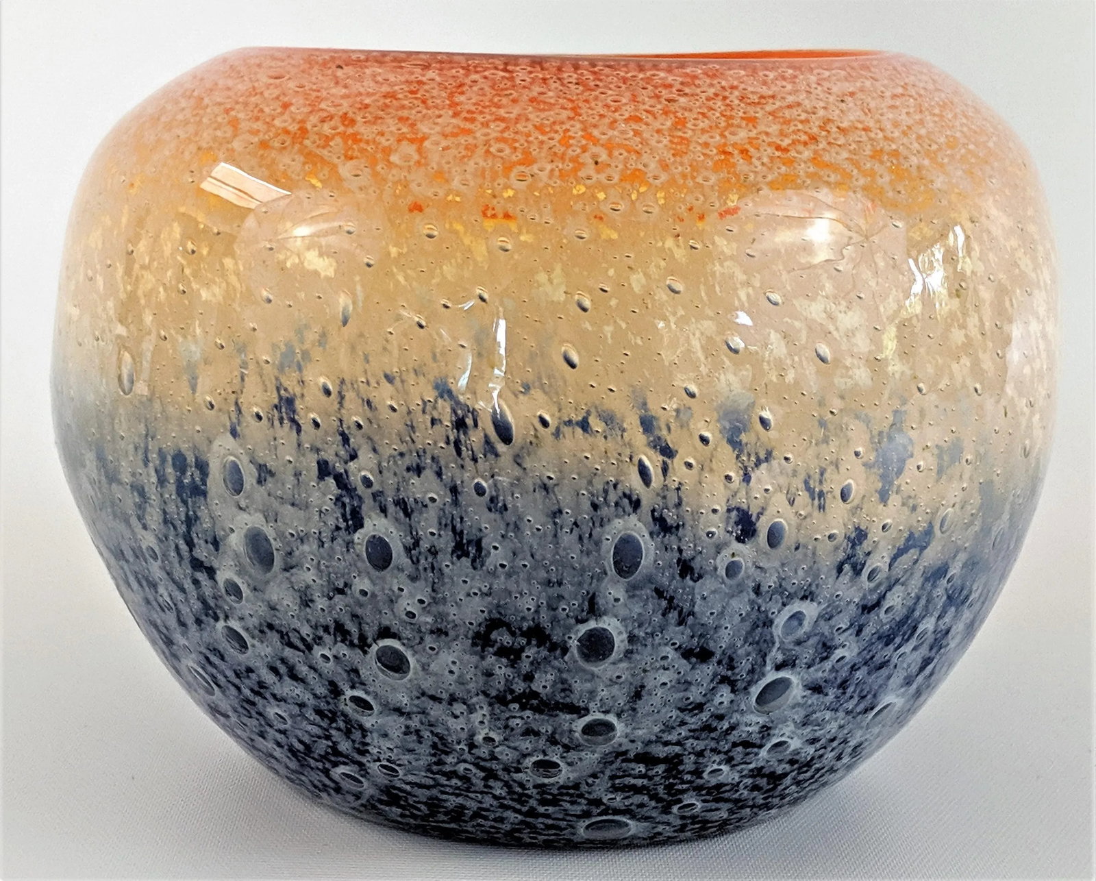Benny Motzfeldt Art Glass Bubble Vase Norway Mid Century Modern - 2