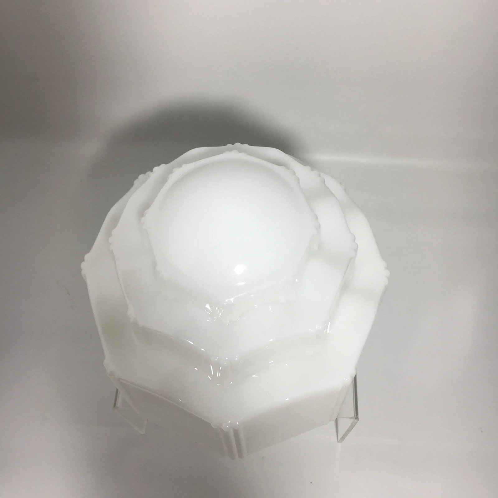 1930s Art Deco Stepped Skyscraper Milk Glass Shade - 5