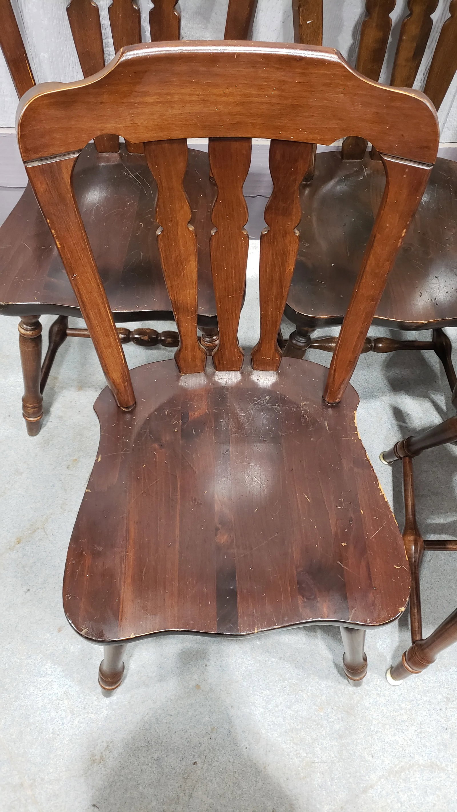Mid 20th Century Dark Stained Wooden Walnut Ethan Allen Lath Back Kitchen Chairs - Set of 5 - 6