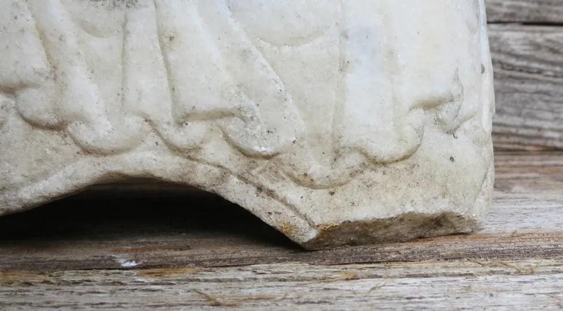 Antique Marble Reclined Kwan Yin Buddha Statue - 7
