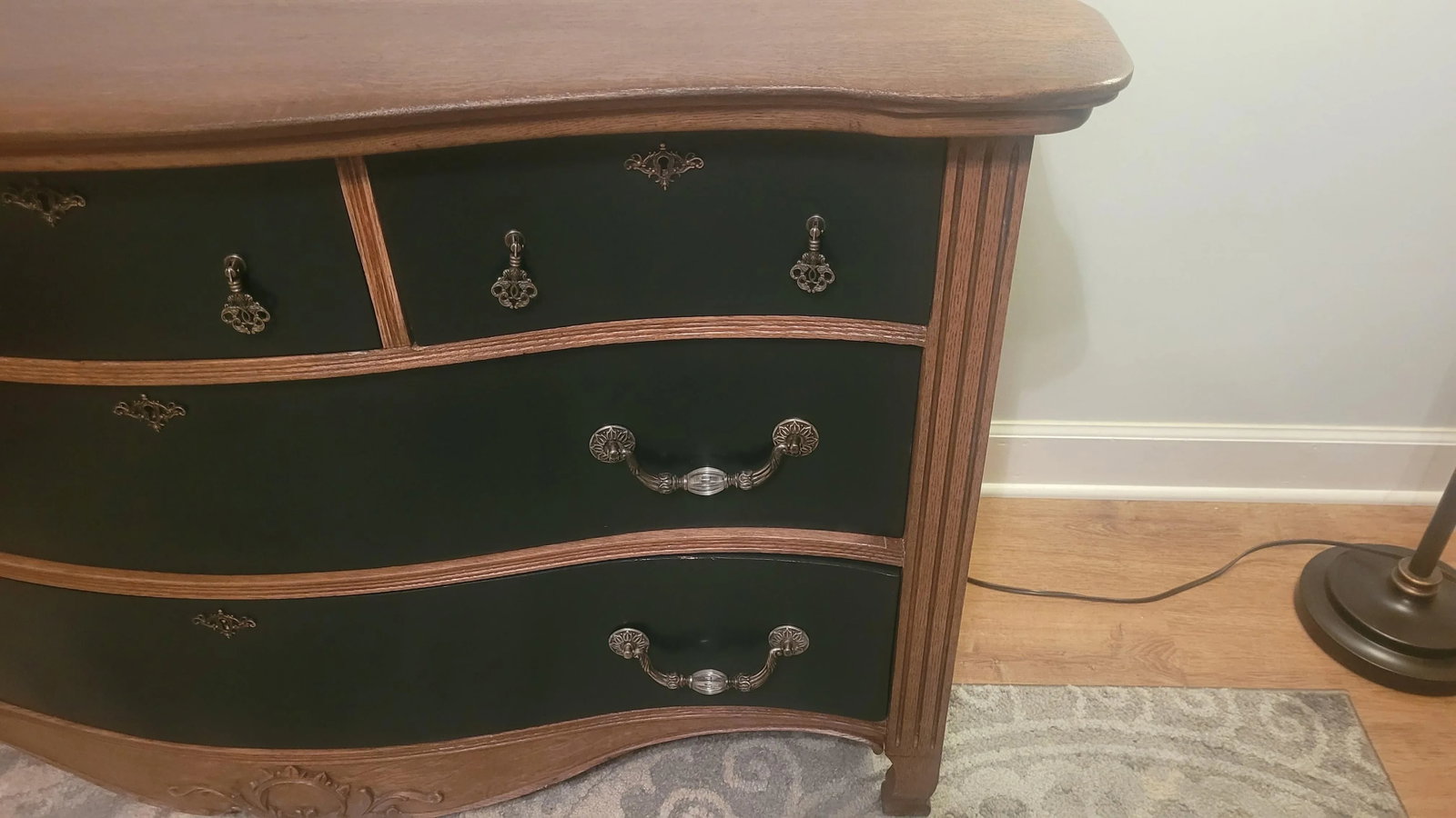 Mid 19th Century Oversized Tiger Oak Serpentine Front Dresser - 8