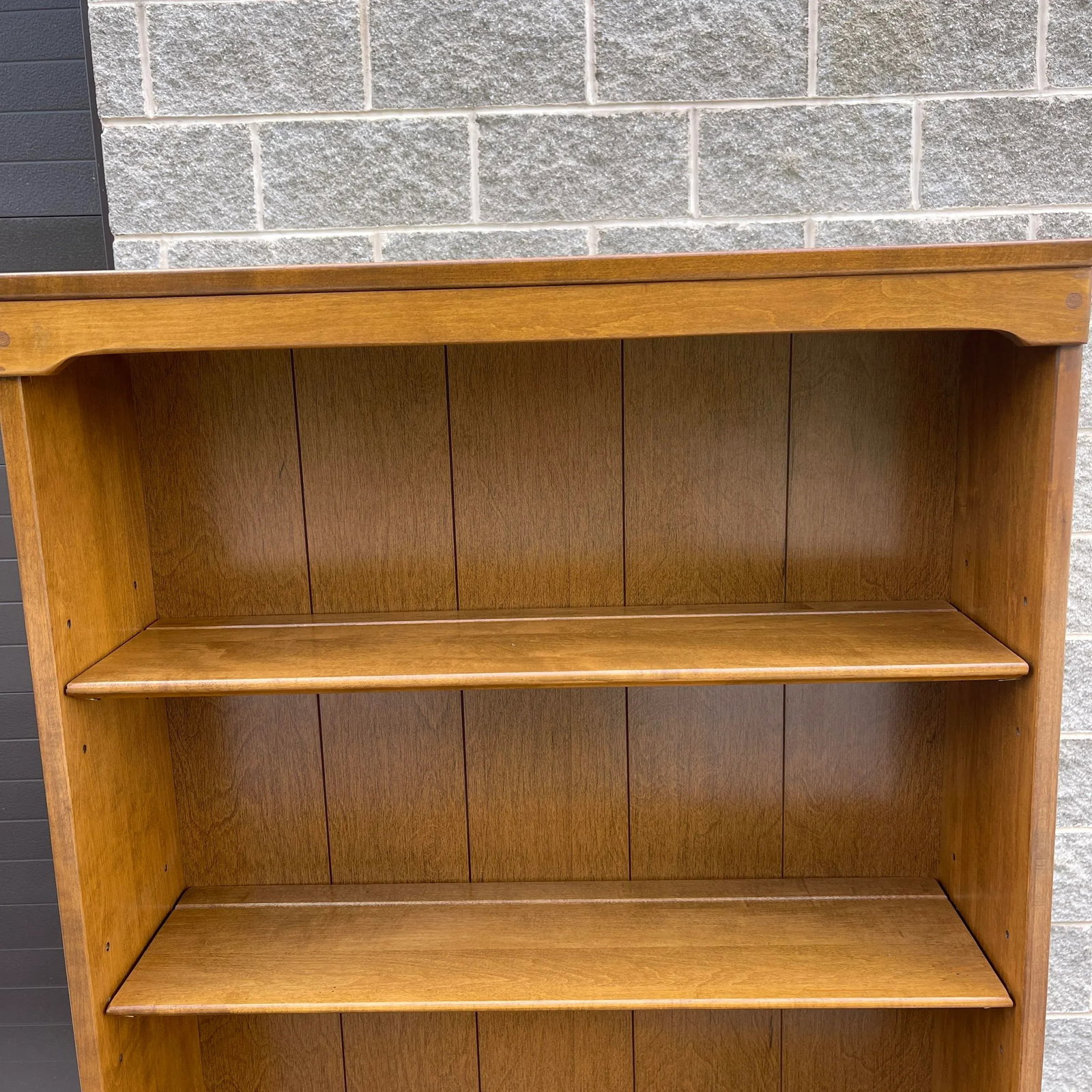 1970s Ethan Allen Heirloom Nutmeg Maple Custom Room Plan 2 Piece Shutter Door Bookcase Unit (10-4511 - 8