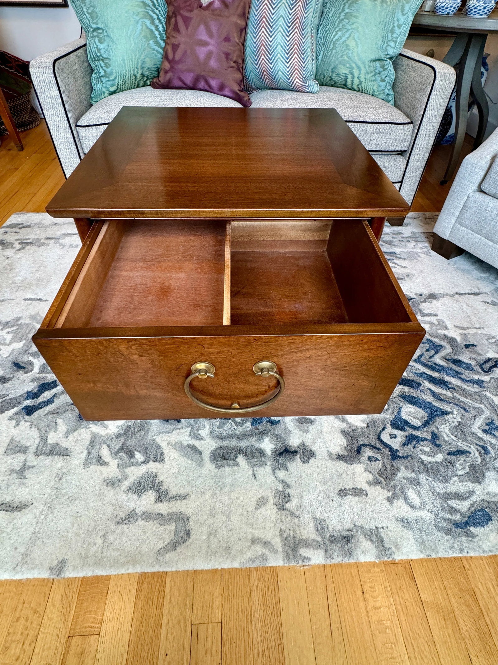 Vintage Henredon End Table - 2