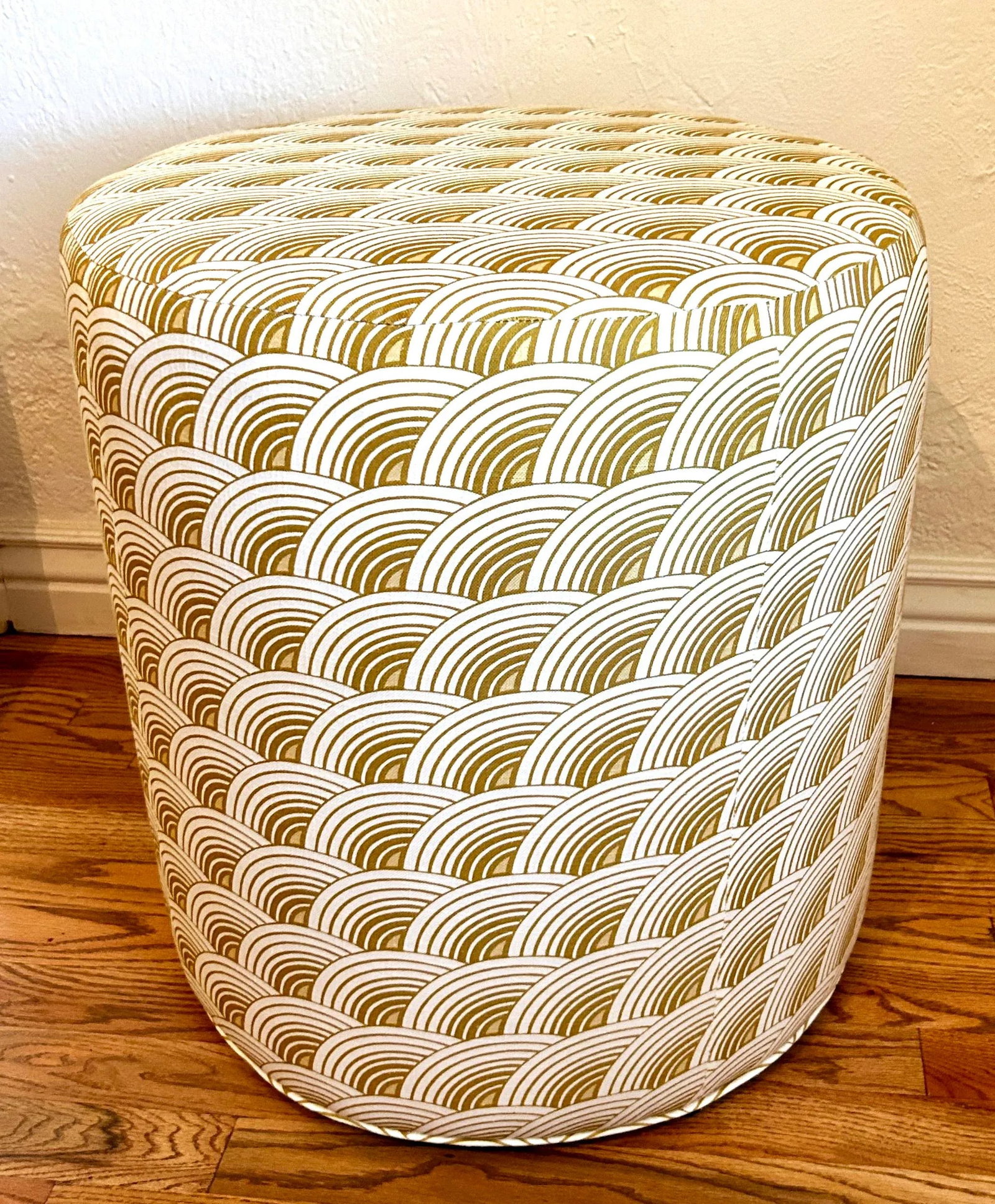 Lee Industries "Eclipse Sun" Custom Upholstered Drum Ottoman - 2