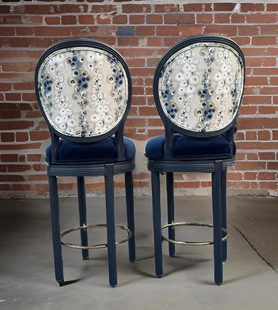 Vintage Italian Swivel Bar Stools- a Pair. - 3