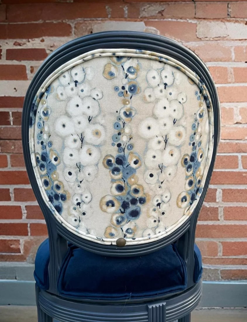 Vintage Italian Swivel Bar Stools- a Pair. - 5