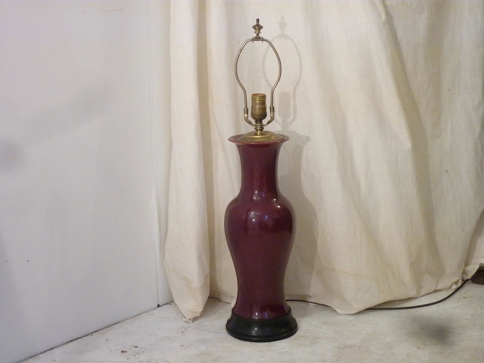 Early 20th Century Antique Japanese Oxblood Baluster Form Ceramic Lamp - 2