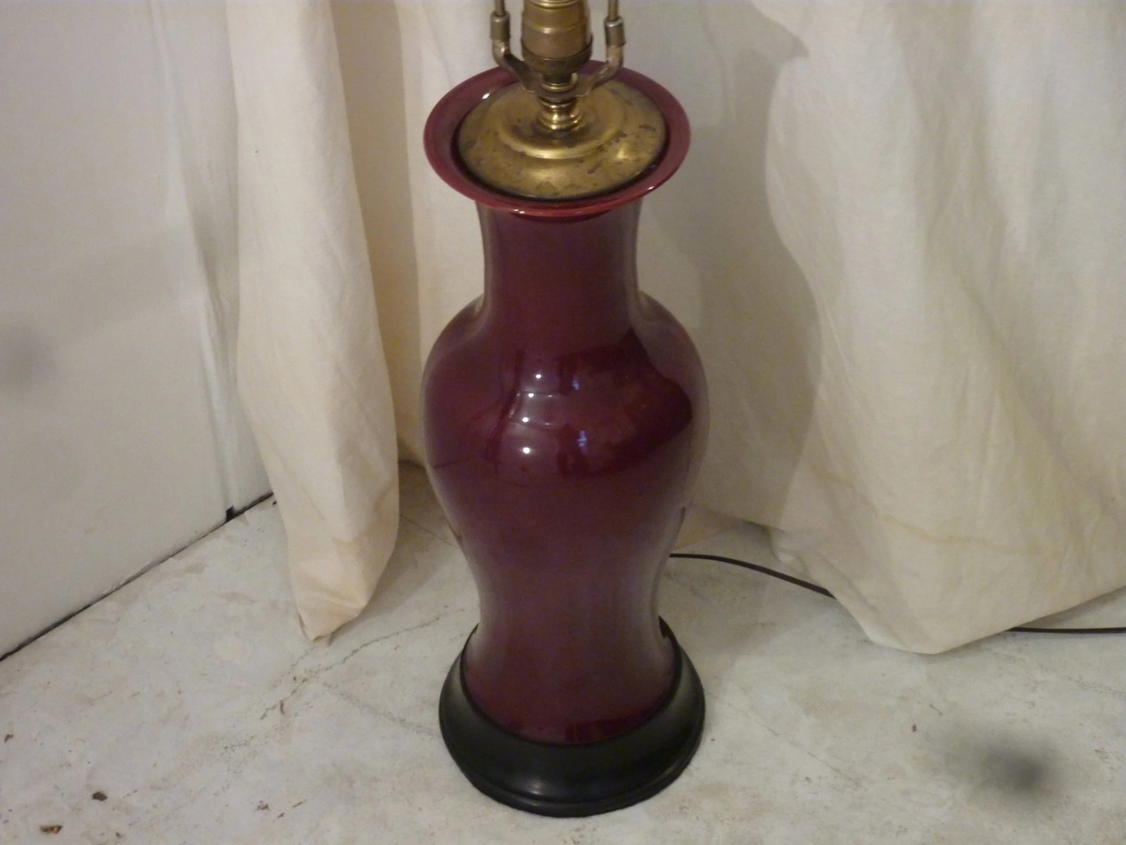 Early 20th Century Antique Japanese Oxblood Baluster Form Ceramic Lamp - 4