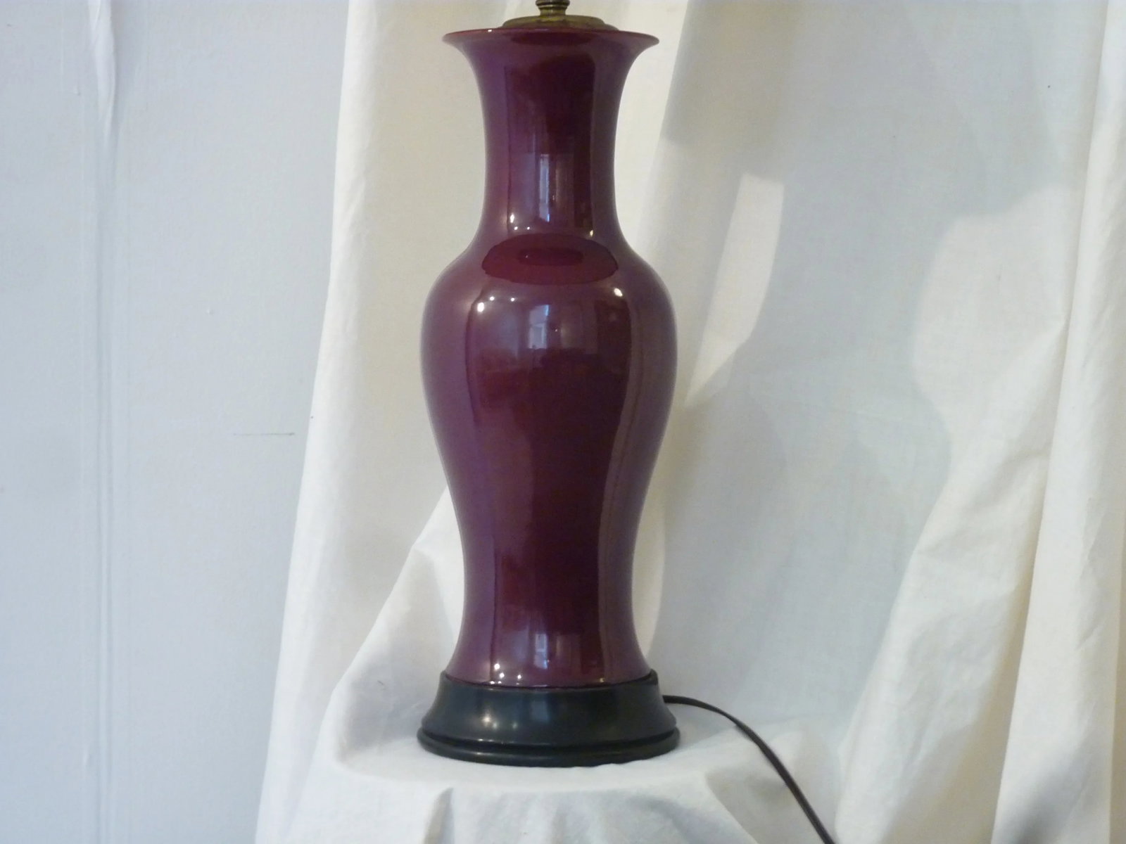 Early 20th Century Antique Japanese Oxblood Baluster Form Ceramic Lamp - 5