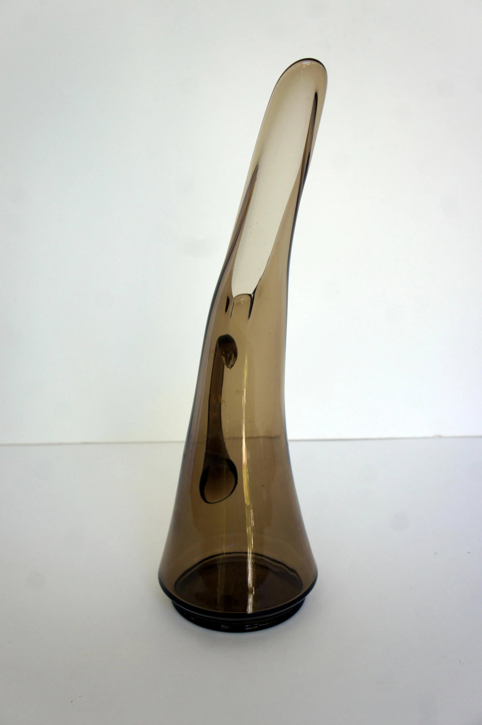 1960s Kanawha Handblown Smoke Art Glass Pitcher Ewer Vase - 6
