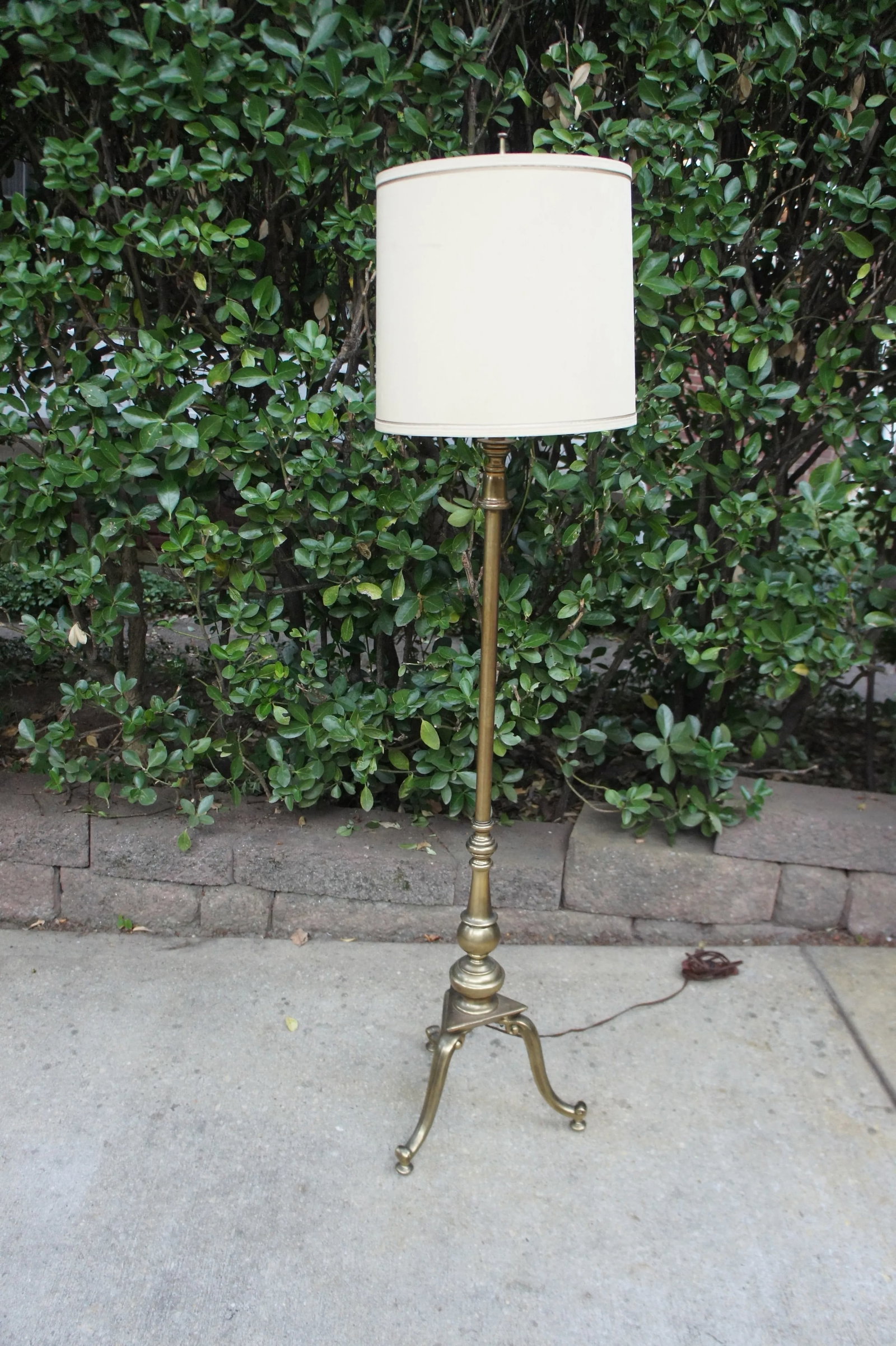 1960s Vintage Frederic Cooper Brass Floor Lamp - 2