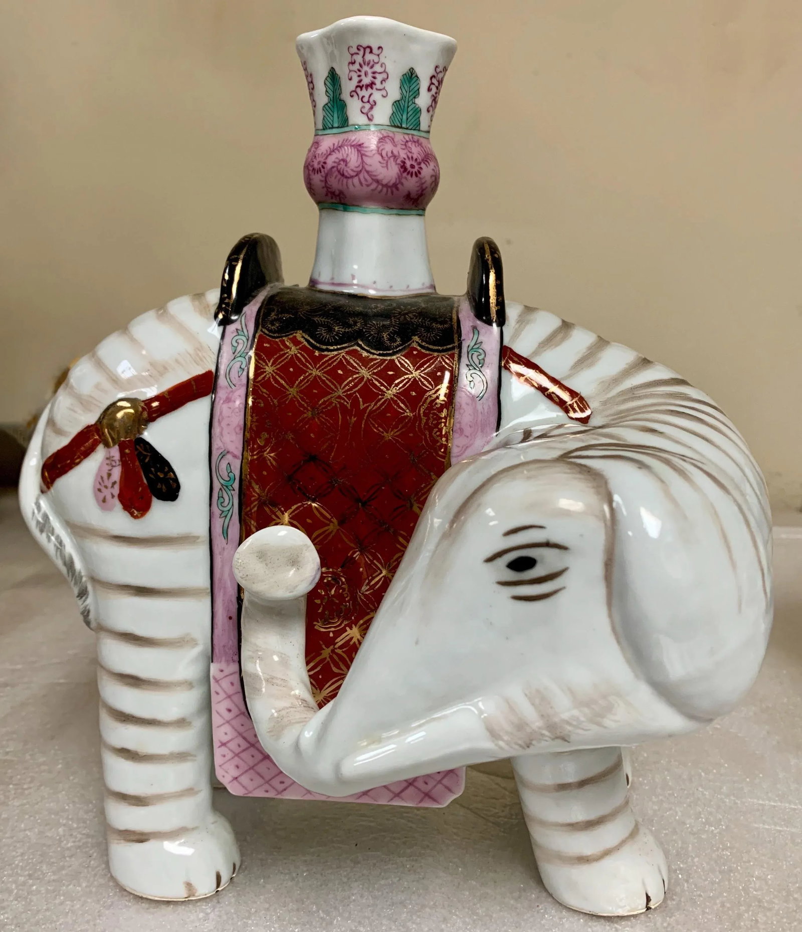 Mottahedeh Elephant Candlesticks - a Pair - 8