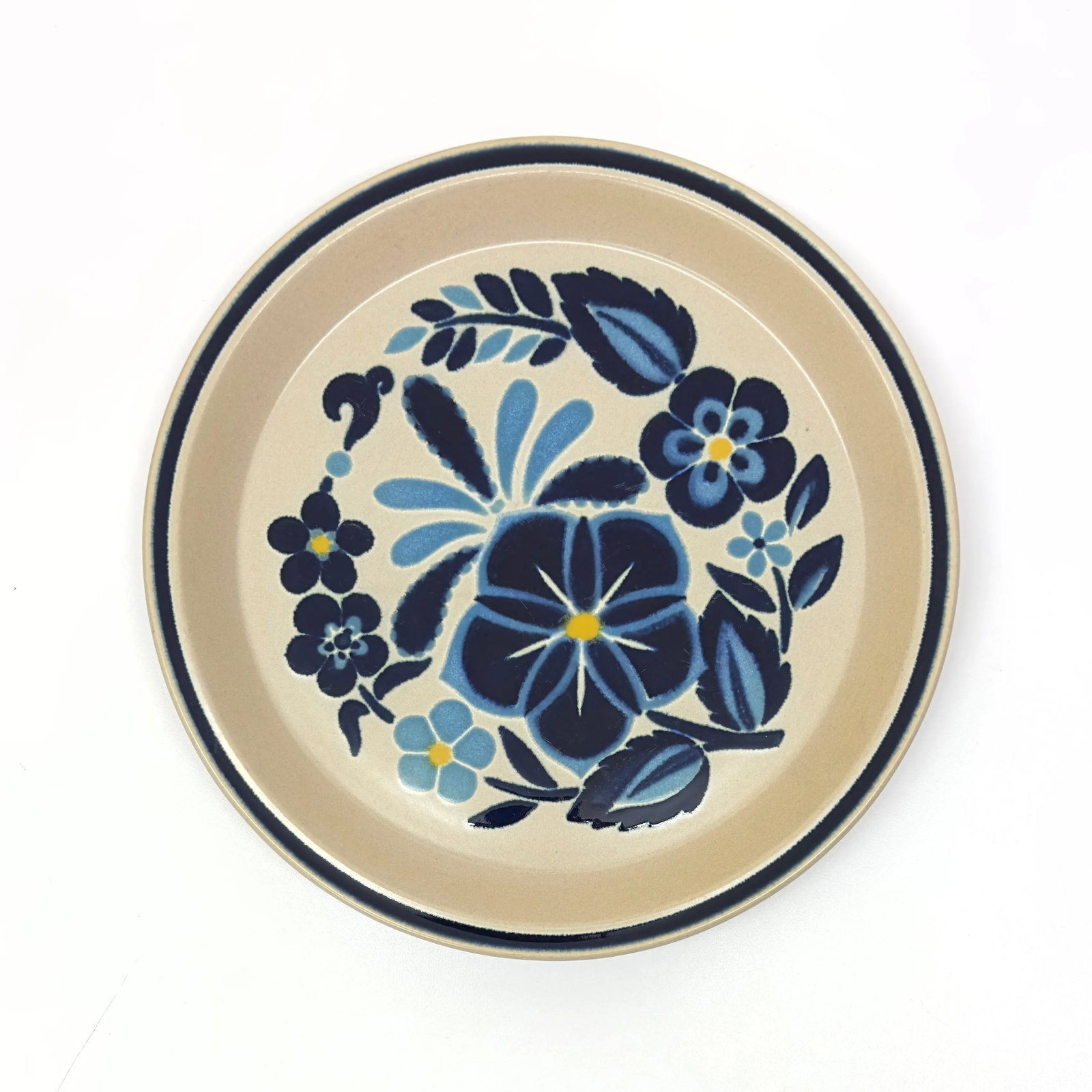 Graphic Floral Blue & White Wall Plate Curation - Group of 9 - 2