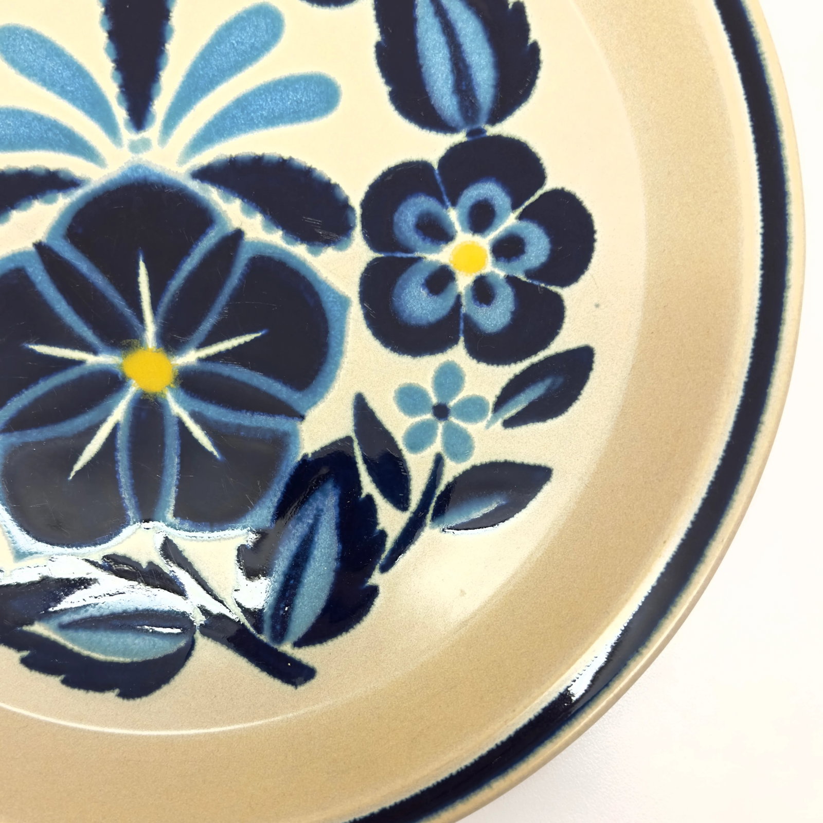 Graphic Floral Blue & White Wall Plate Curation - Group of 9 - 3