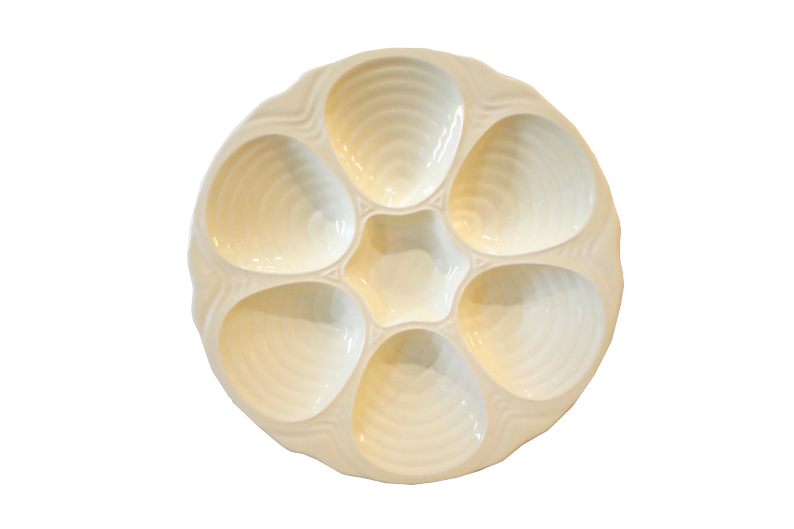 Vintage Oyster Plate by Hull: Fantastic porcelain oyster plate by Hull. No chips or cracks. Plate has 6 shell wells. Marked Hull Fabulous addition to any table! 10.5" x 10.5" x 1" Condition: Alterations: Original Condition