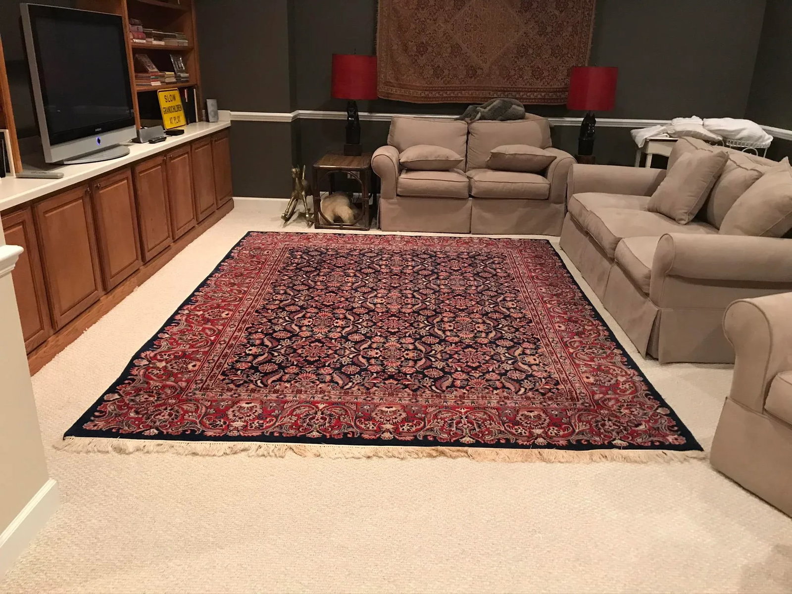 Large Traditional Oriental Rug - 7'9'' * 10' - 11