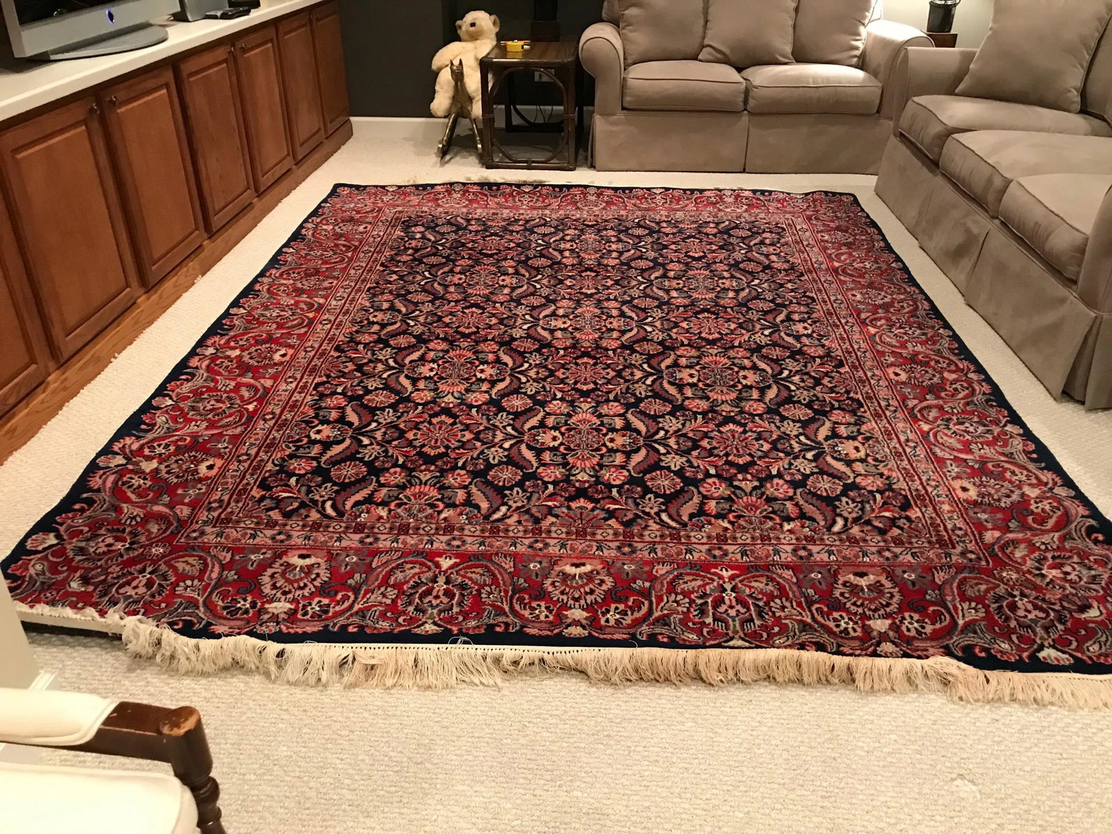 Large Traditional Oriental Rug - 7'9'' * 10' - 5