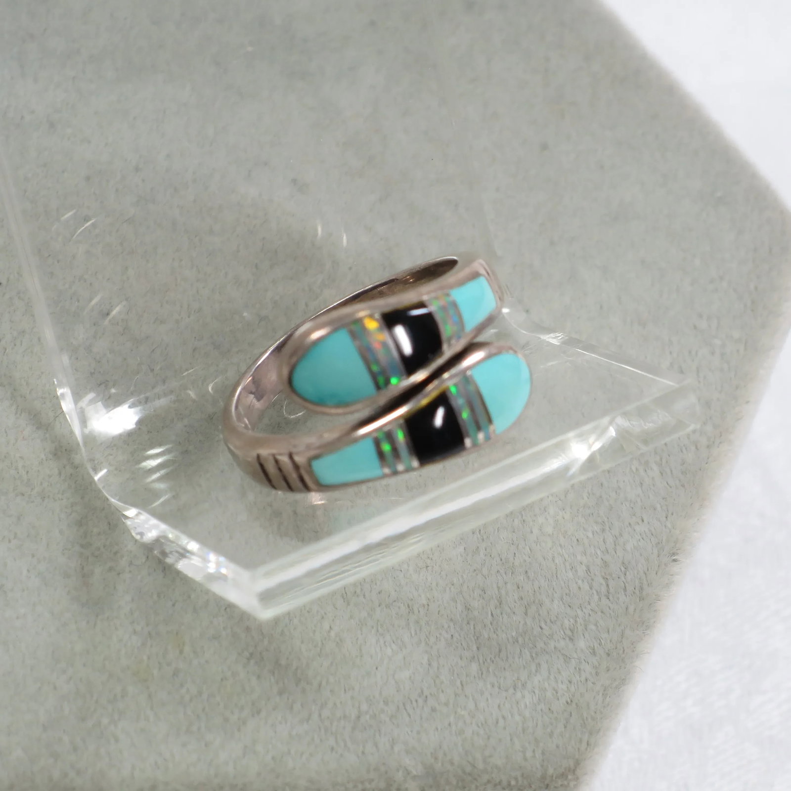 Vintage 1970s Zuni Sterling Turquoise Opal Onyx Bypass Ring Size 7 - 3