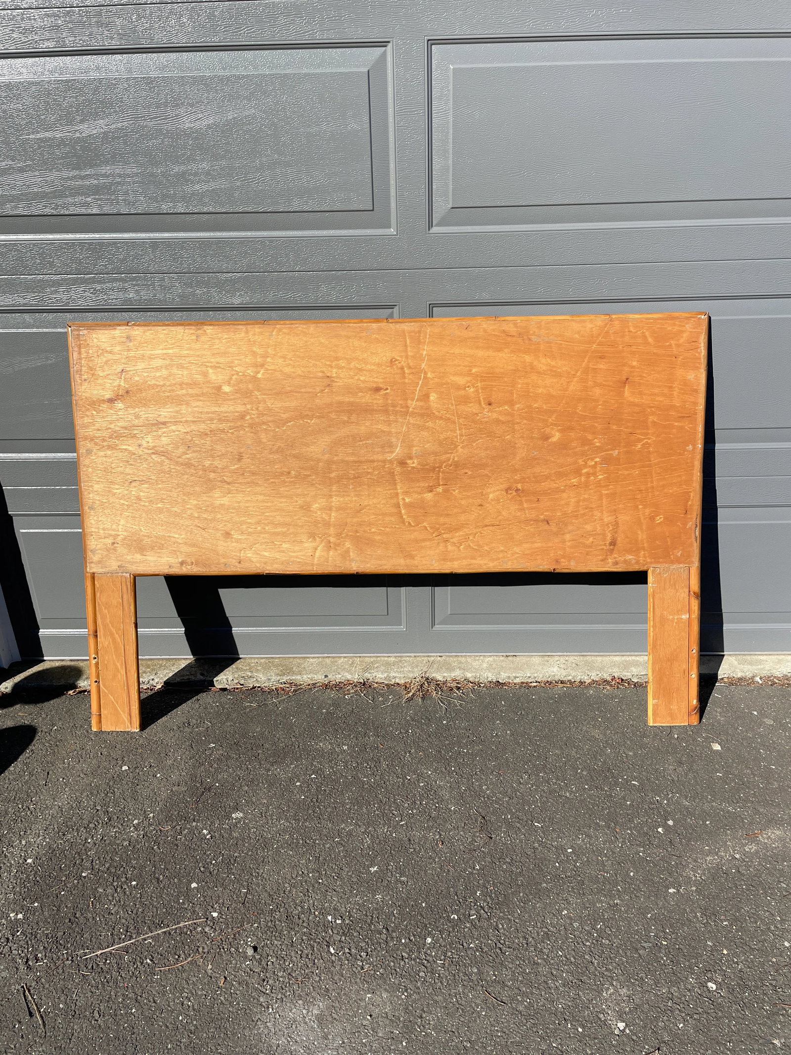 1970s Vintage Grasscloth and Bamboo Sunburst Queen Headboard - 6