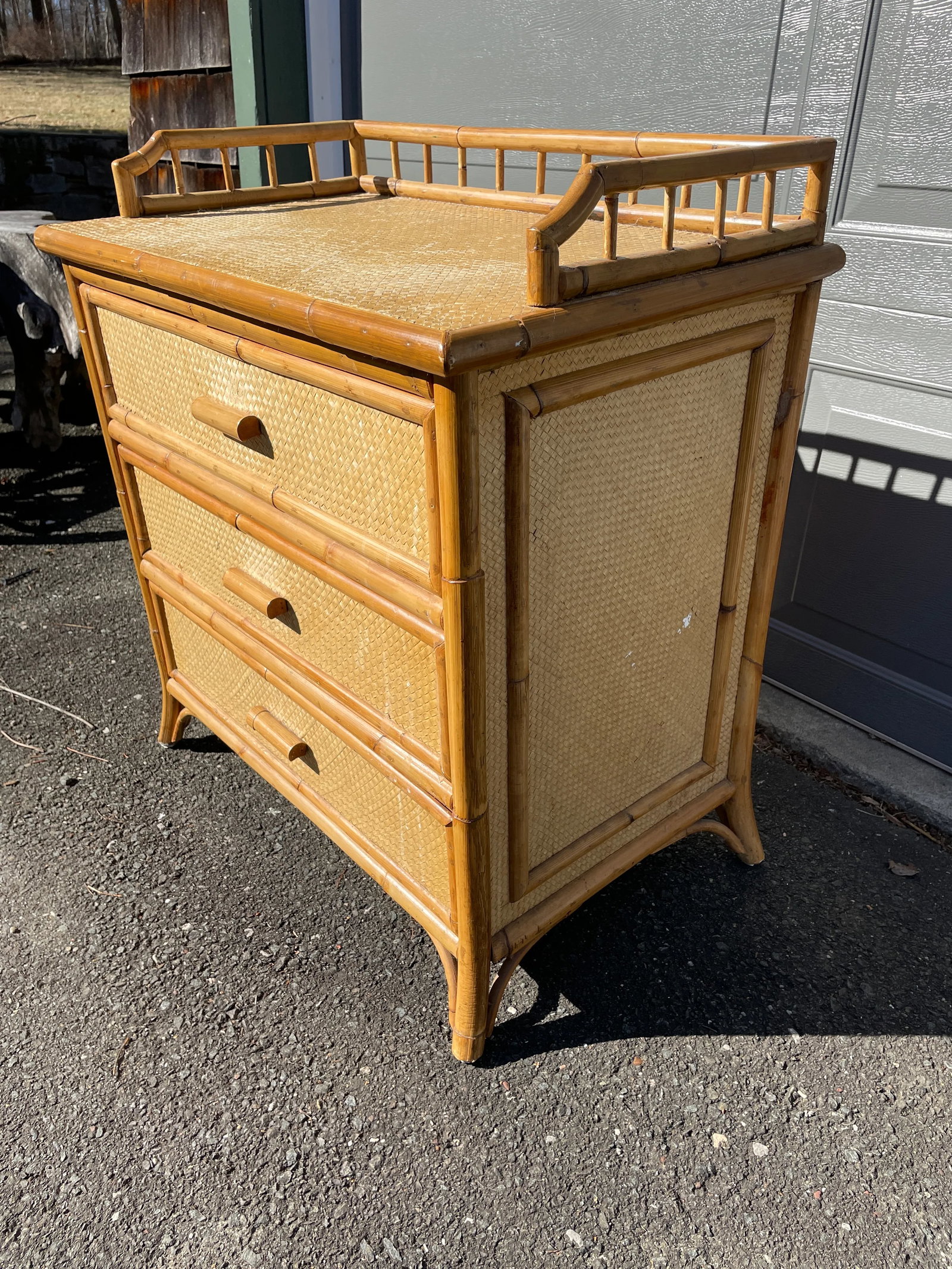 1970s Vintage Grasscloth and Bamboo Nightstand - 2