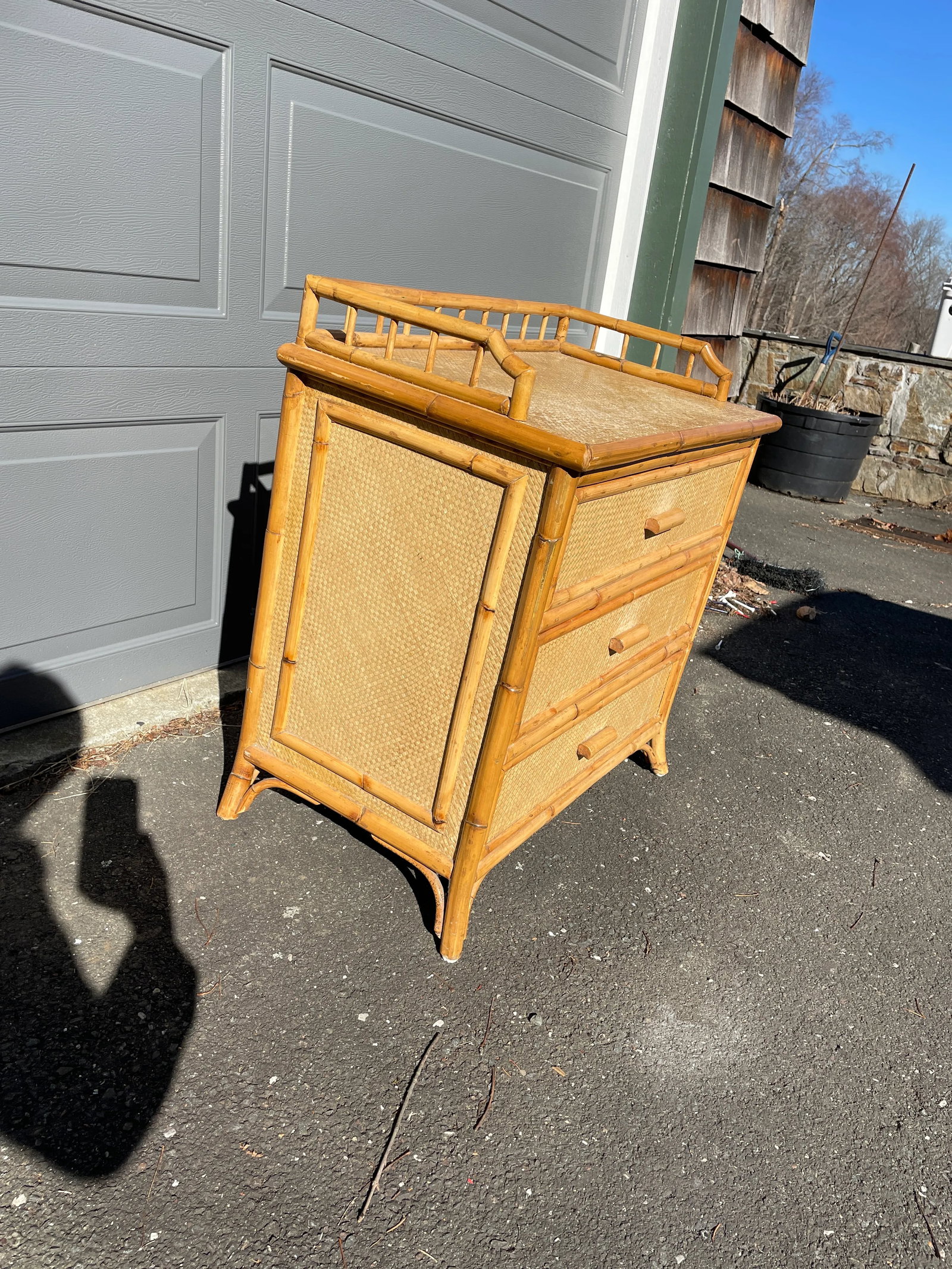 1970s Vintage Grasscloth and Bamboo Nightstand - 3