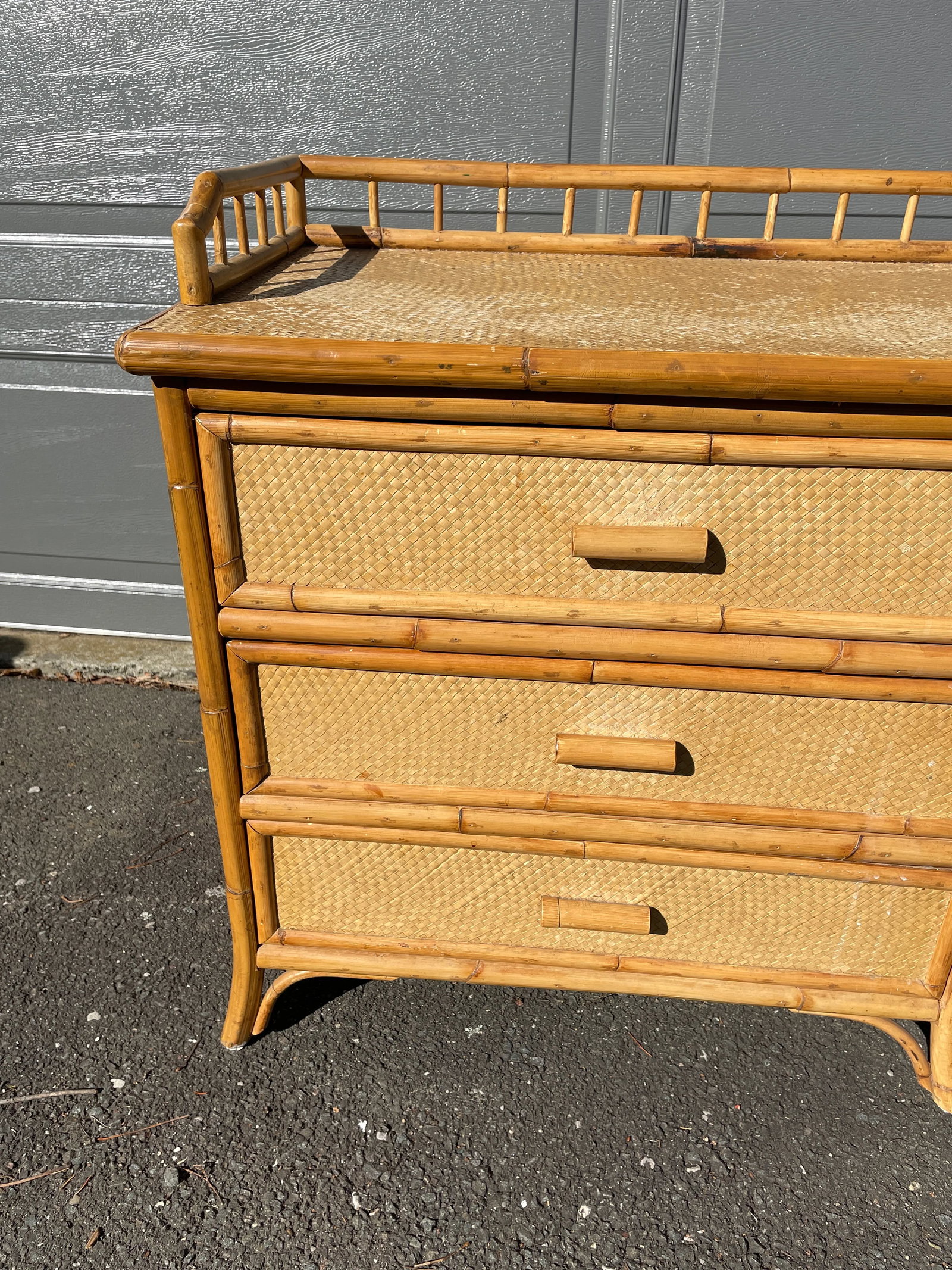 1970s Vintage Grasscloth and Bamboo Nightstand - 4