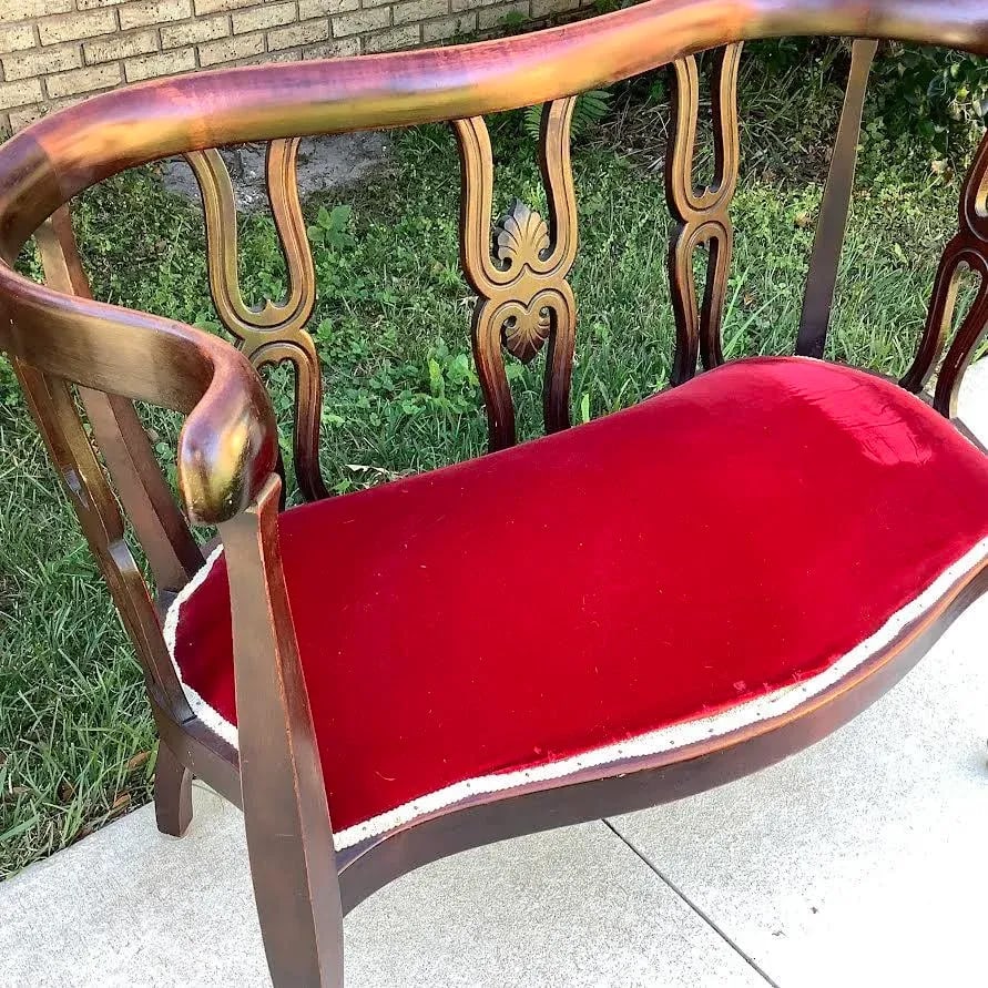 19th Century Antique Curved Victorian Settee - 4