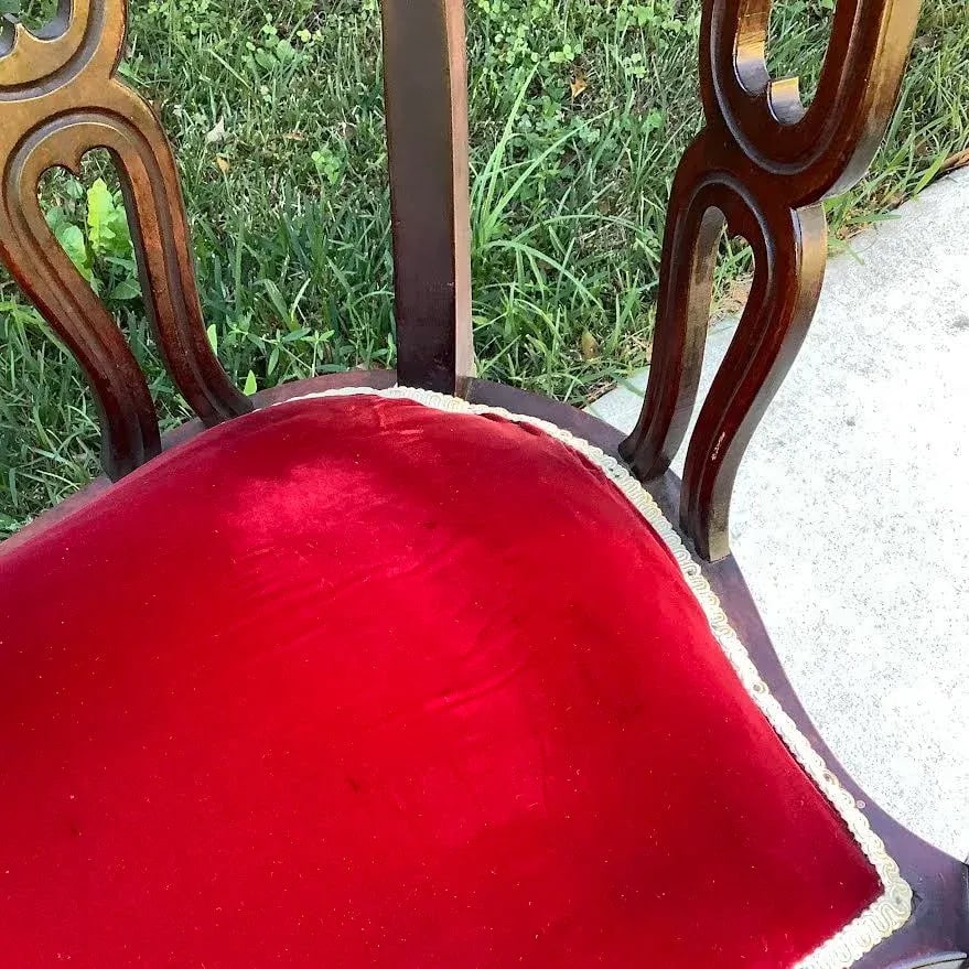 19th Century Antique Curved Victorian Settee - 6