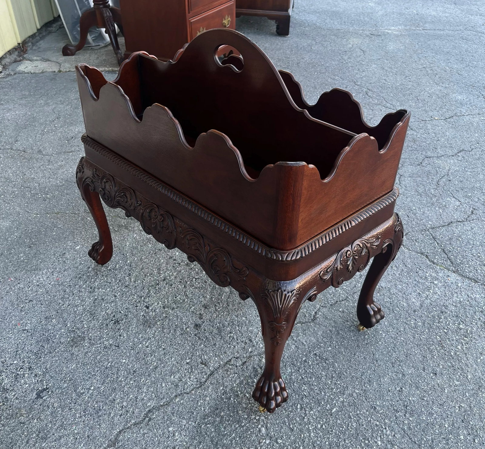 Late 20th Century Baker Furniture Co Mahogany Canterbury or Bottle Carrier - 7