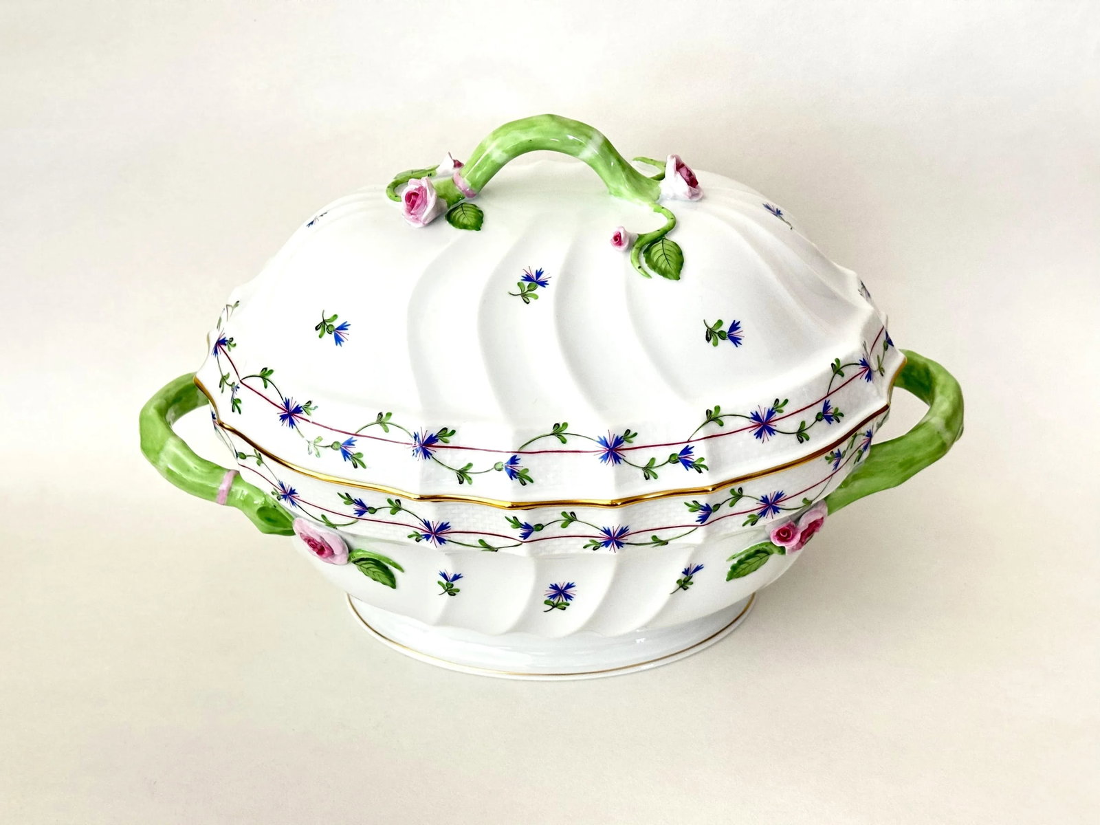 1980s Herend Blue Garland Large Tureen With Lid - Branch Handle, 1014/Pbg - 4